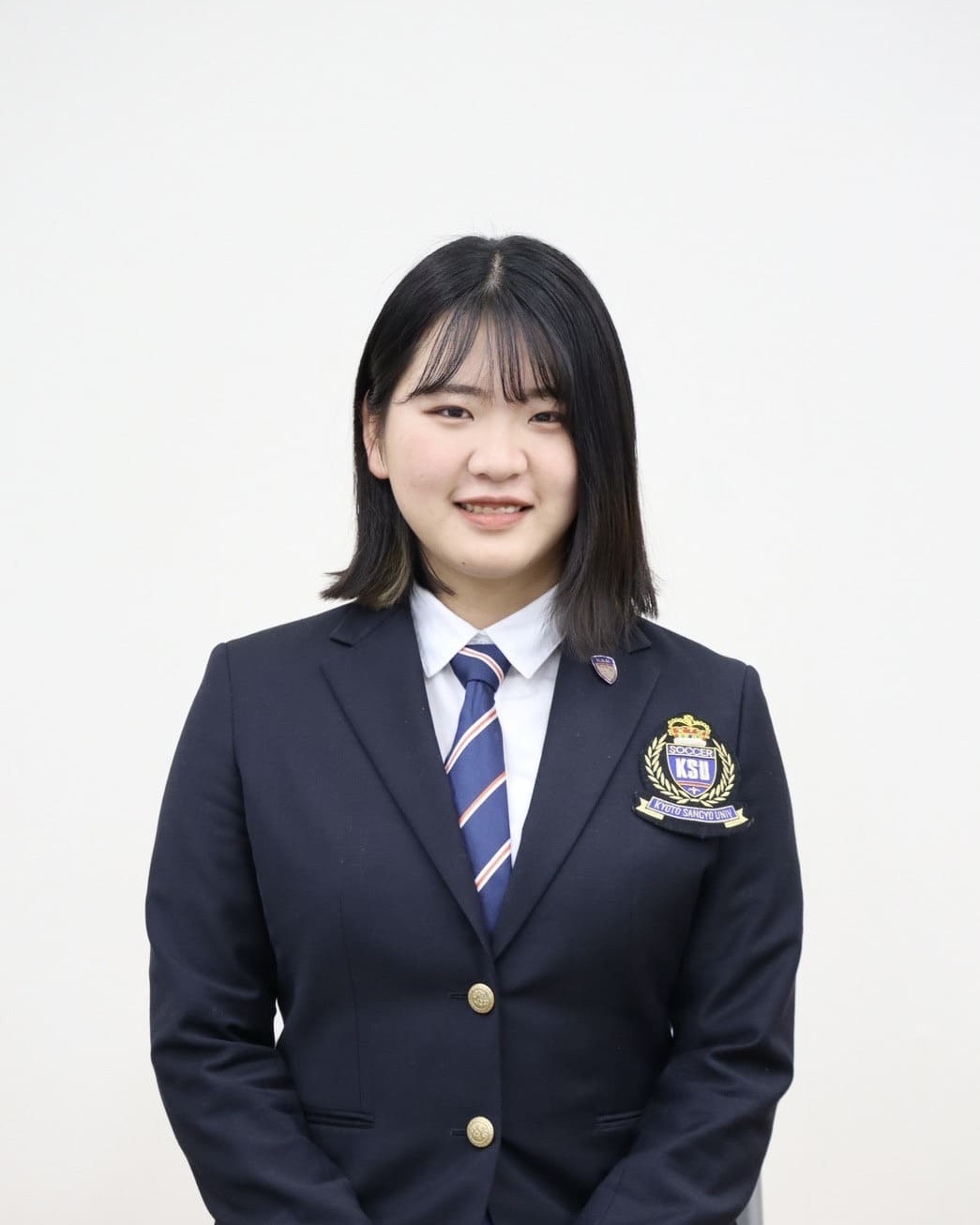炭田　尚子
